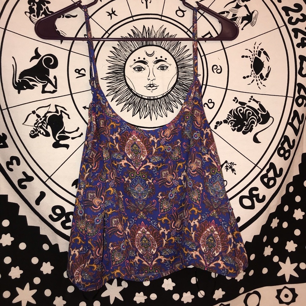 Patterned crop top